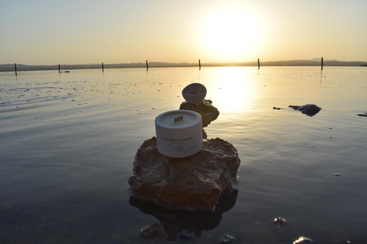 Amber & Vanilla Soy Wax Candle: Mediterranean Sunset Scent