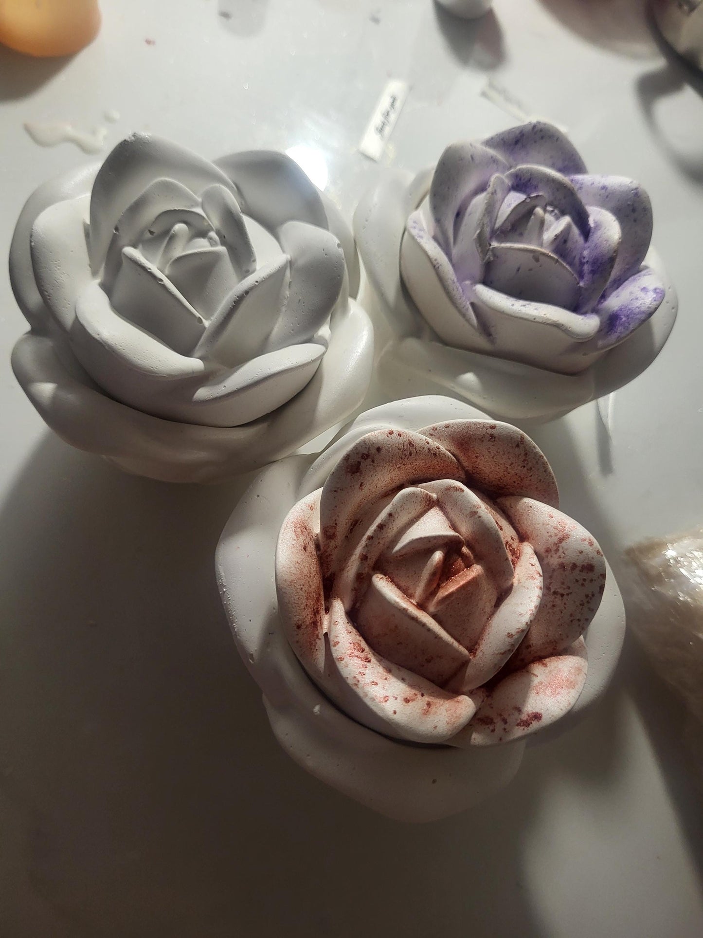 Handmade Rose Cement Candle | English Rose & Pink Petals | Romantic Floral Candle | Artisan Soy Wax Candle | Unique Gift | Rose for Mom