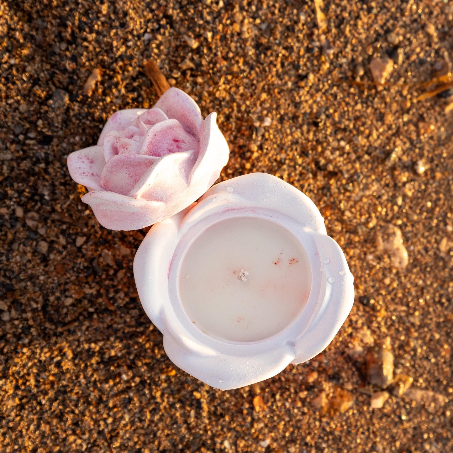 Handmade Rose Cement Candle | English Rose & Pink Petals | Romantic Floral Candle | Artisan Soy Wax Candle | Unique Gift | Rose for Mom