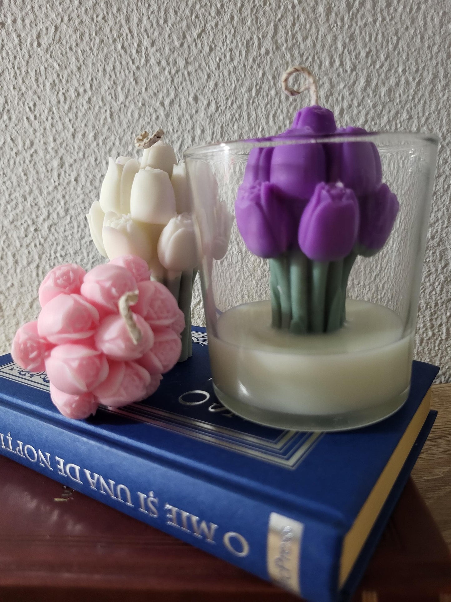 Tulip Bouquet Candle in Glass: Handcrafted Soy Wax Floral Gift