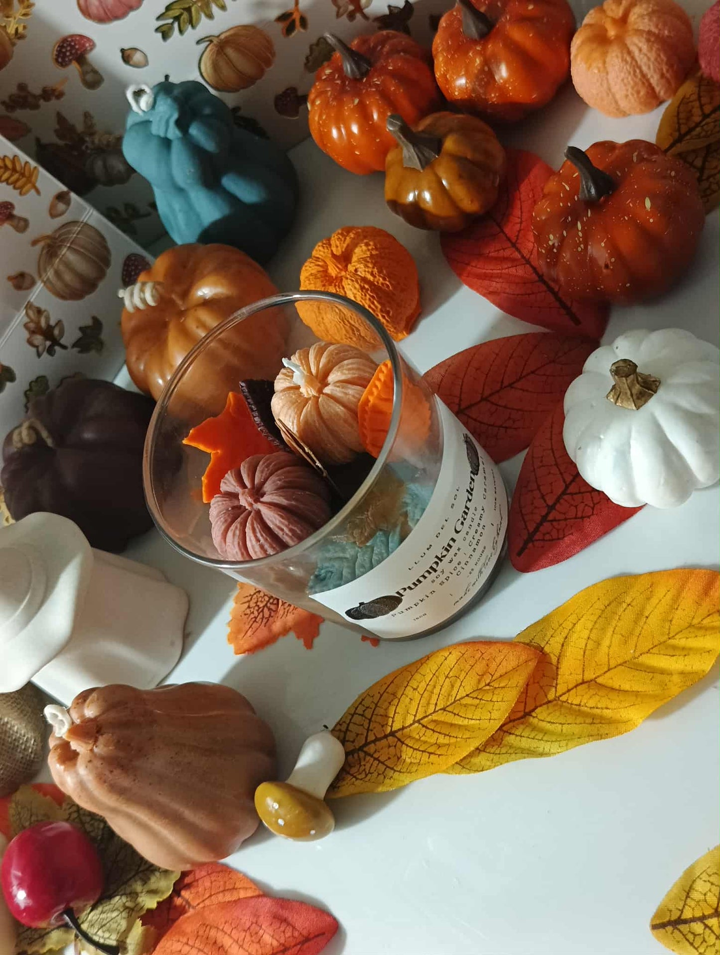 Pumpkin Cream Chai – Pumpkin Spice, Creamy Caramel & Cinnamon Chai Candle