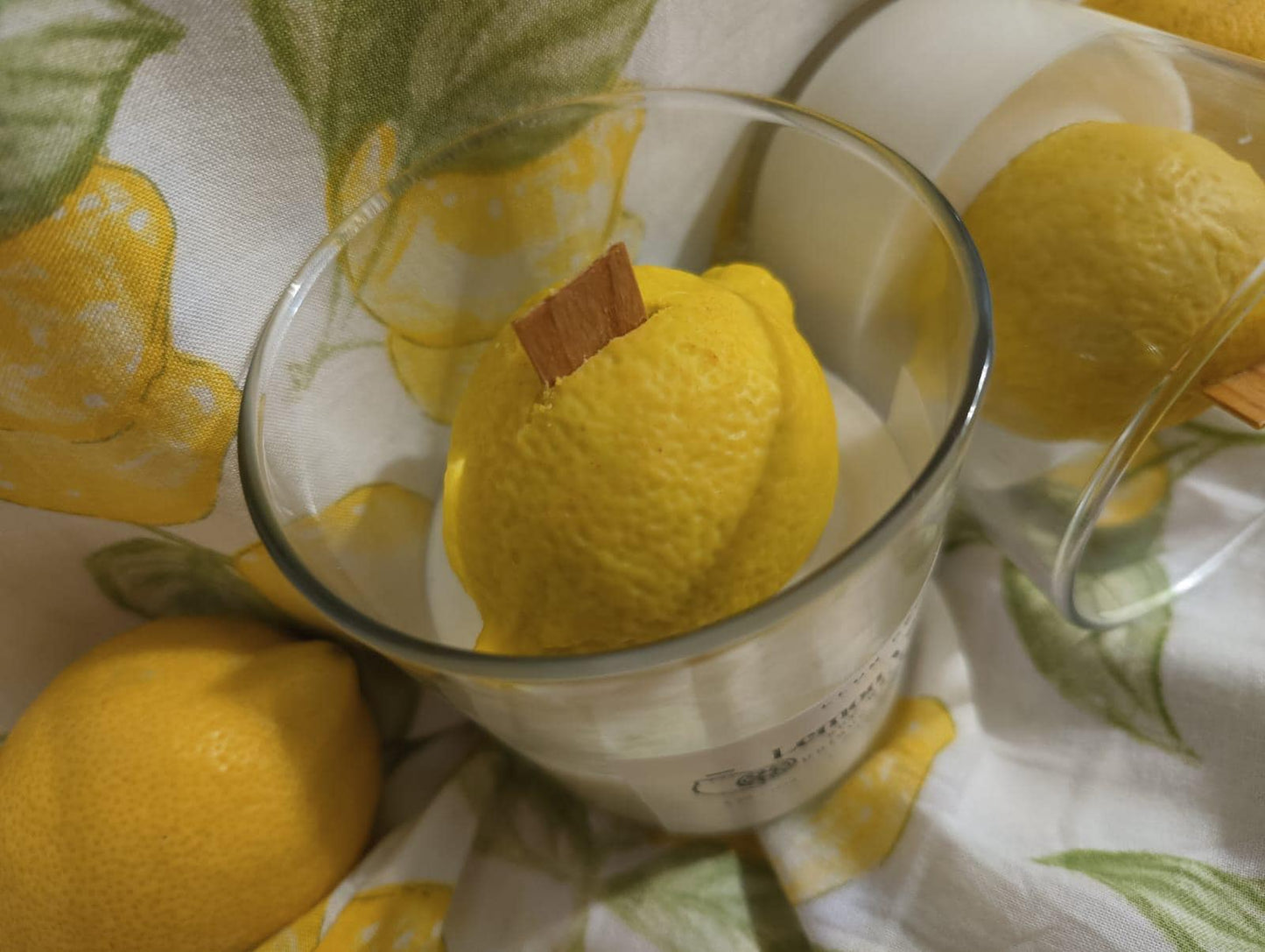 Lemon Vanilla Soy Candle | Handmade Citrus Candle with Wooden Wick | Fresh Kitchen Scent | Natural Soy Wax | Gift for Her | Summer Candle