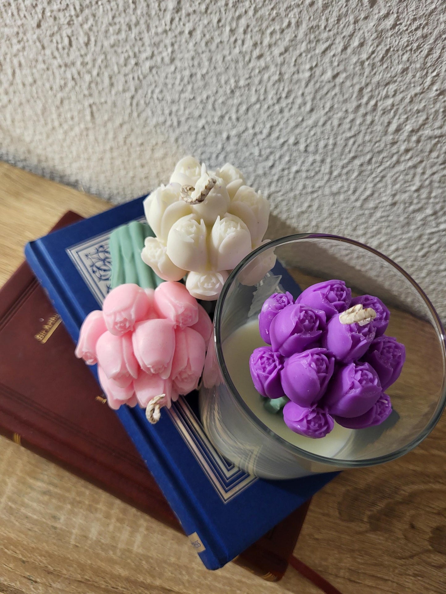 Tulip Bouquet Candle in Glass: Handcrafted Soy Wax Floral Gift