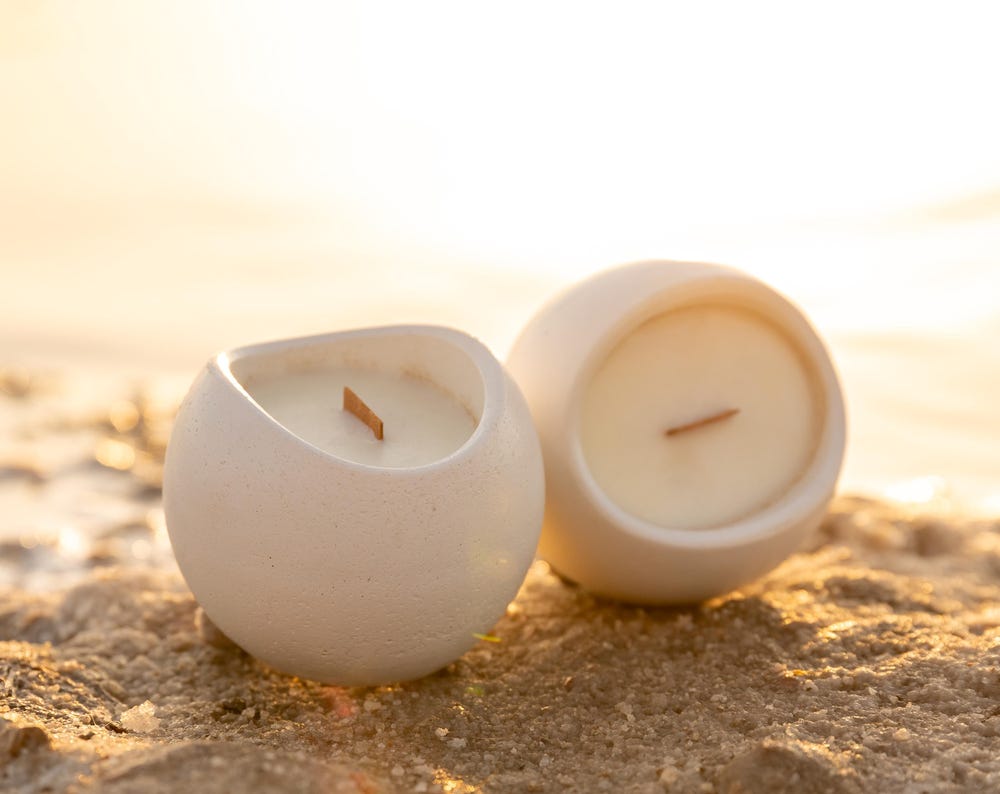 Noche Serena Soy Candle: Mediterranean Amber, Sandalwood & Lavender