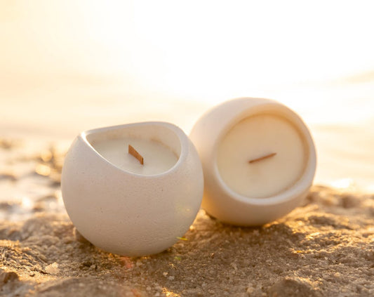Noche Serena Soy Candle: Mediterranean Amber, Sandalwood & Lavender