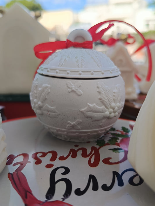 Christmas Bauble Candle – Red/White Jesmonite Ornament with Soy Wax